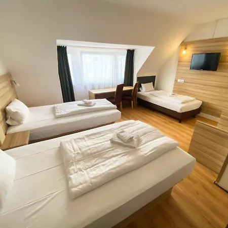 Limok Hotel